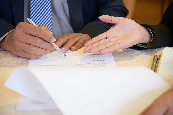 contract-lawyer-in-louisiana-lafayette.jpg